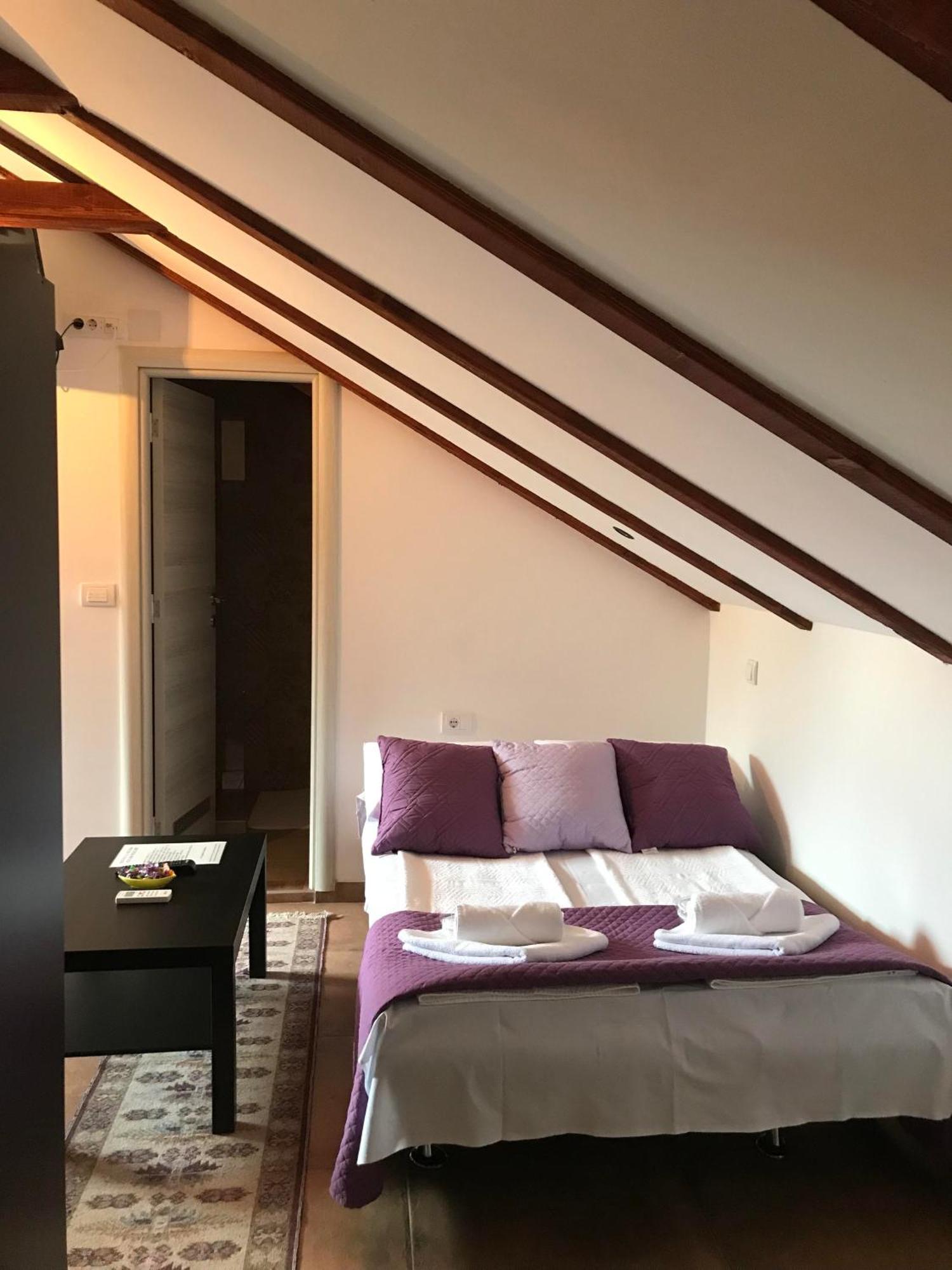 Apartments Pkt Delux Ниш Екстер'єр фото